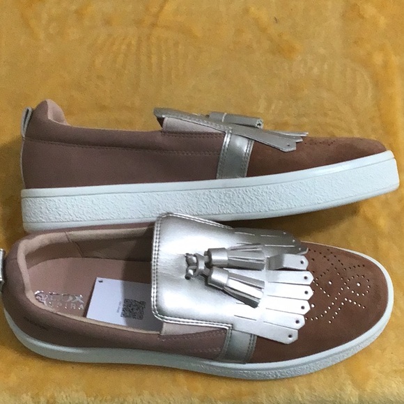 NWOT GEOX Respira Suede Italian Patent Fringe & Tassel Loafer Sneakers - Picture 7 of 12